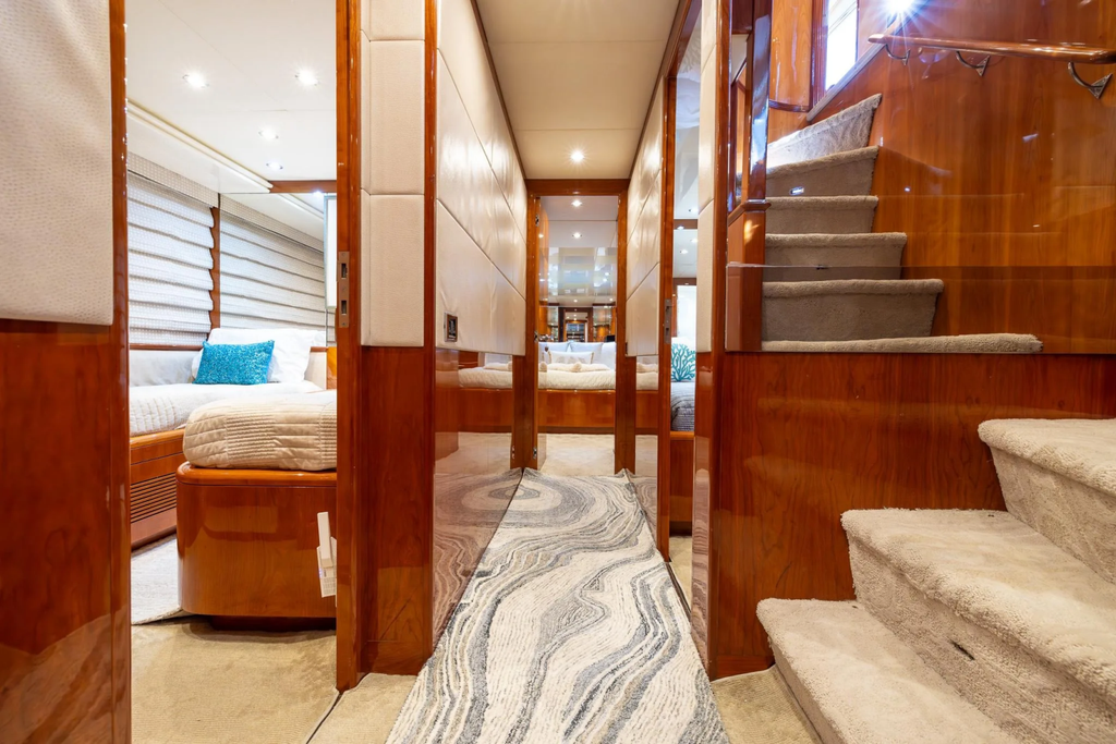 Sirena 88’ FT Yacht