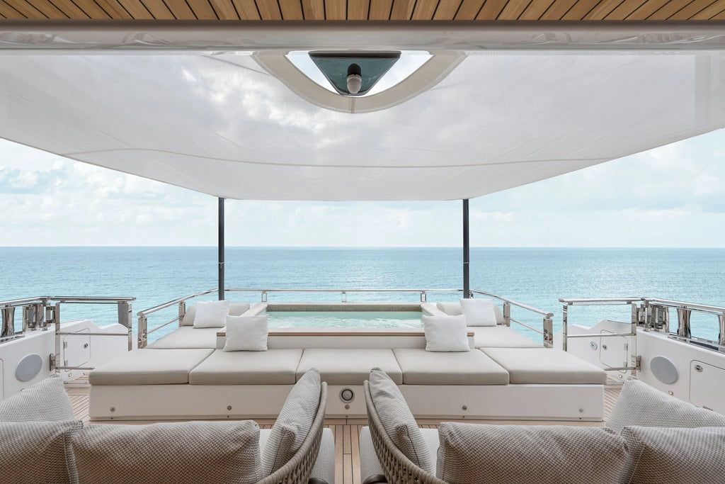 SQUALO 100’ FT Yacht