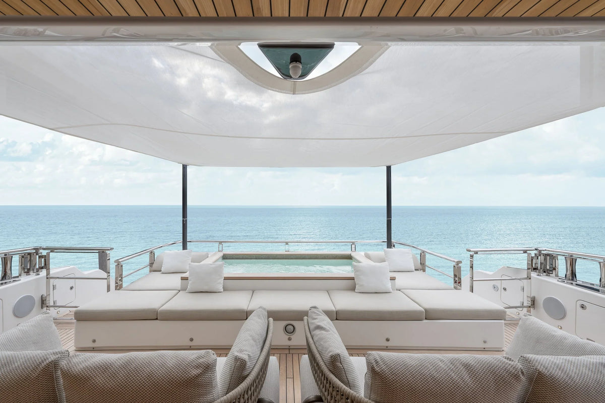 SQUALO 100’ FT Yacht
