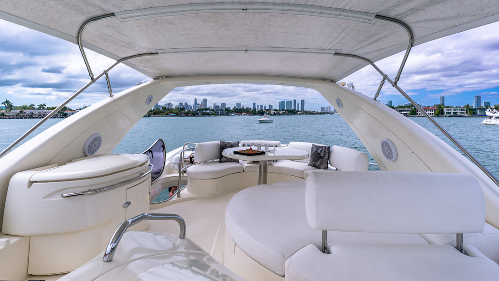Sealine 70’ FT Yacht