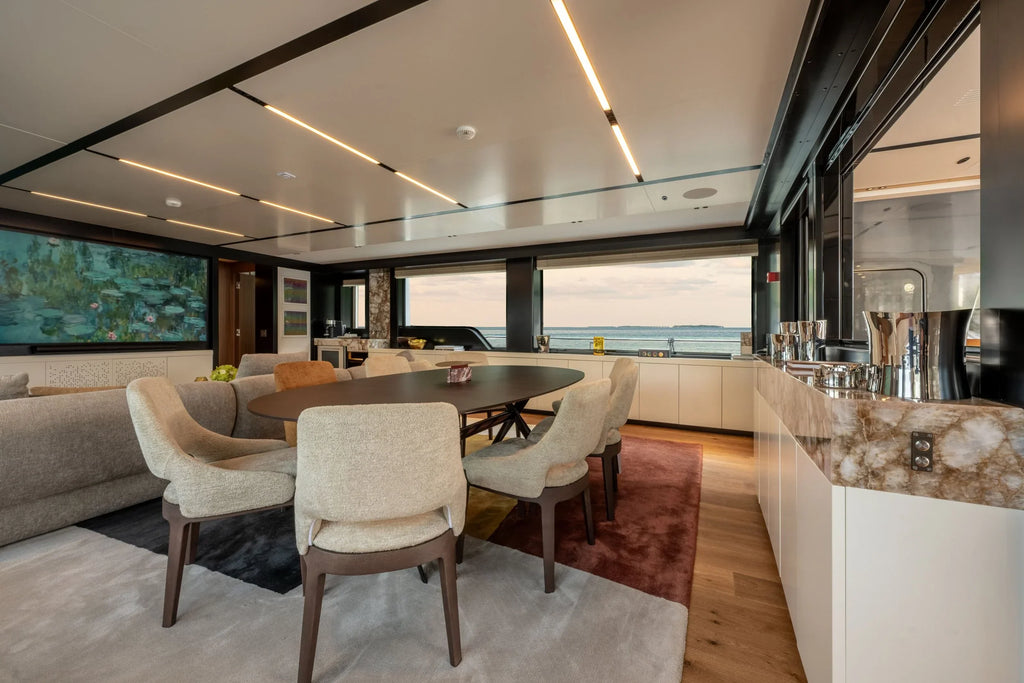 SQUALO 100’ FT Yacht