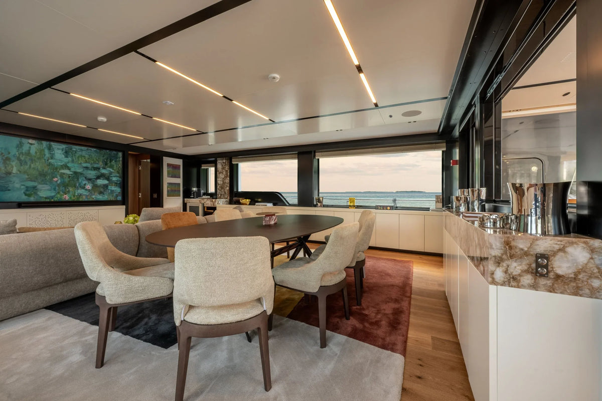 SQUALO 100’ FT Yacht